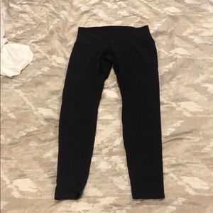 Lululemon black wunder under leggings size 10